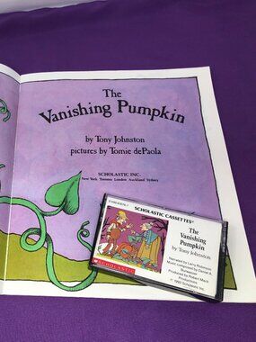 The Vanishing Pumpkin by Tony Johnston Scholastic Book and Cassette